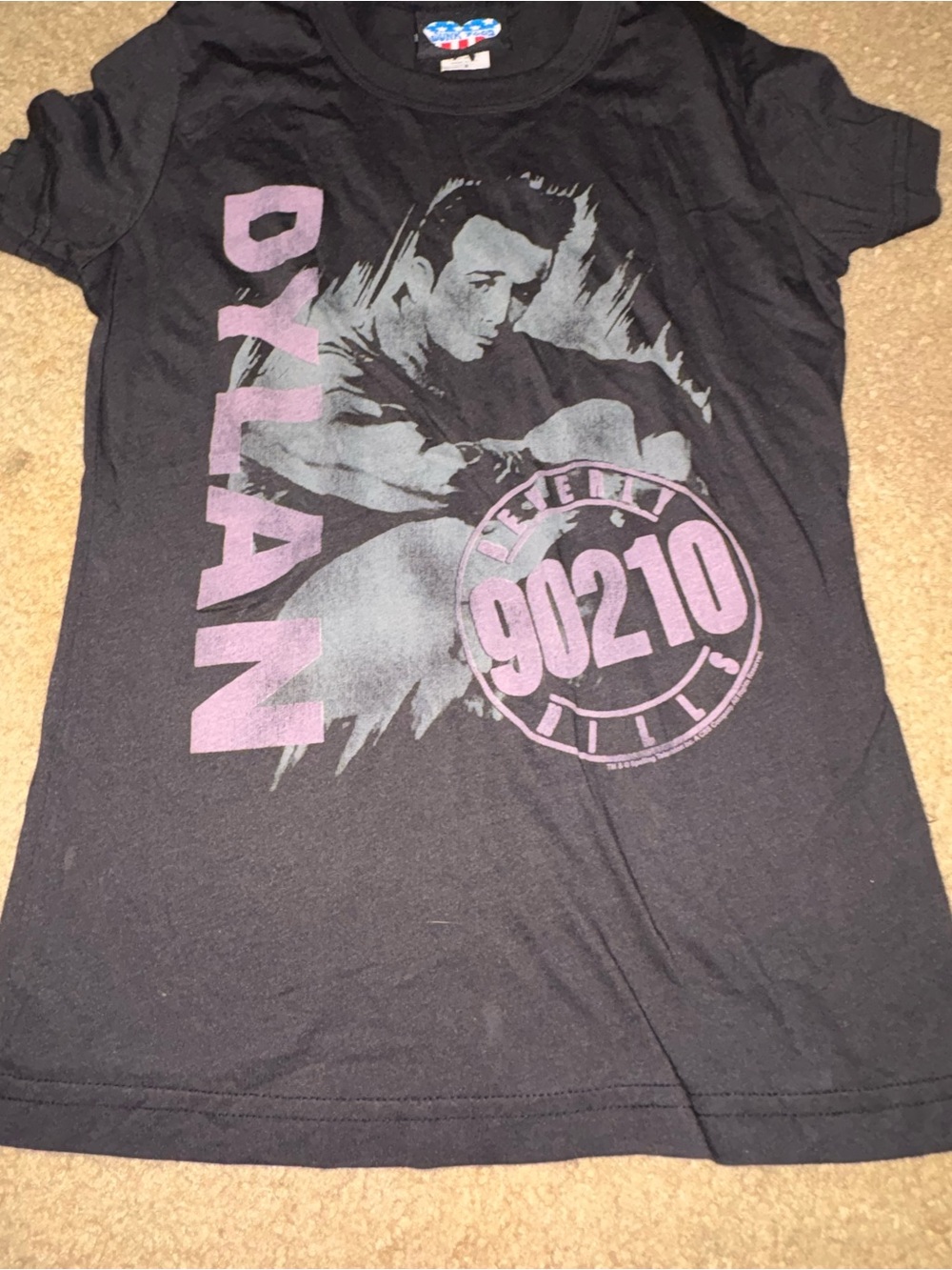 Vintage 90210 T-shirt Size Small Y2K Television 90s Luke Perry Junk Food